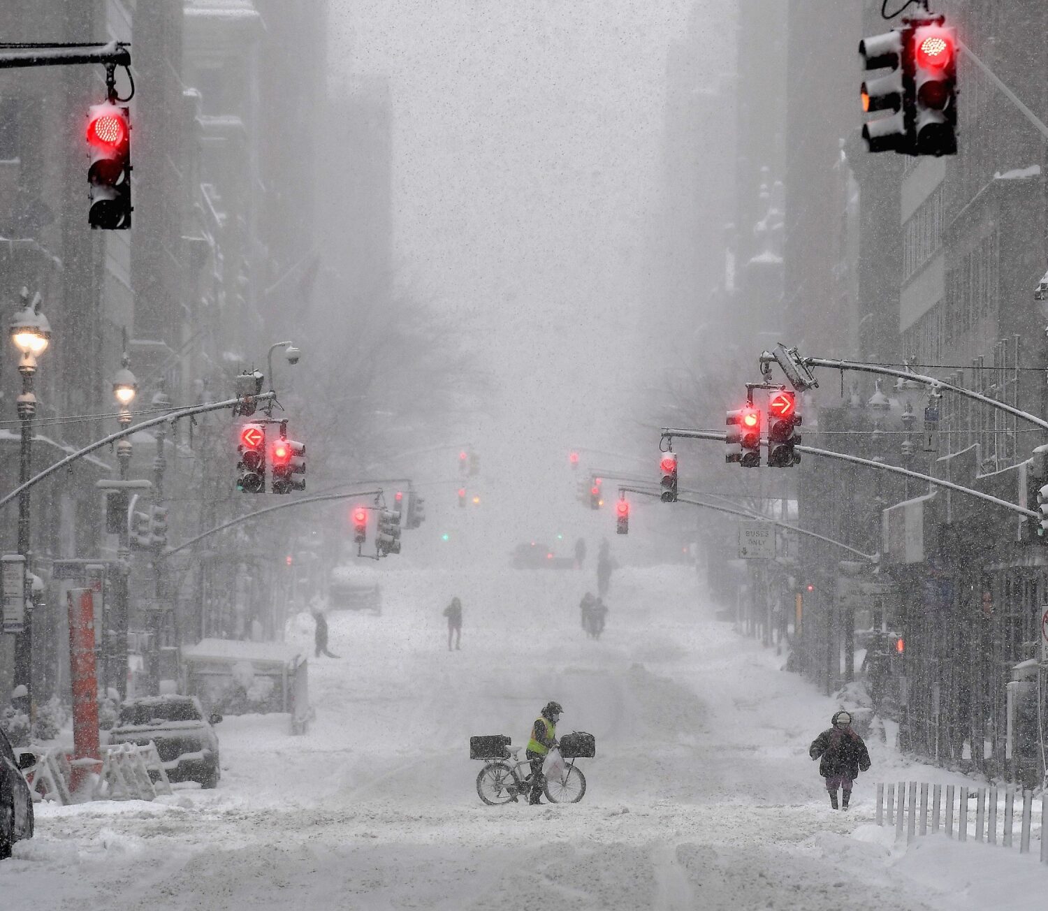 Imminent Snow Storm: New York City and Boston in Allerta for the Greatest Winter Event of the Season